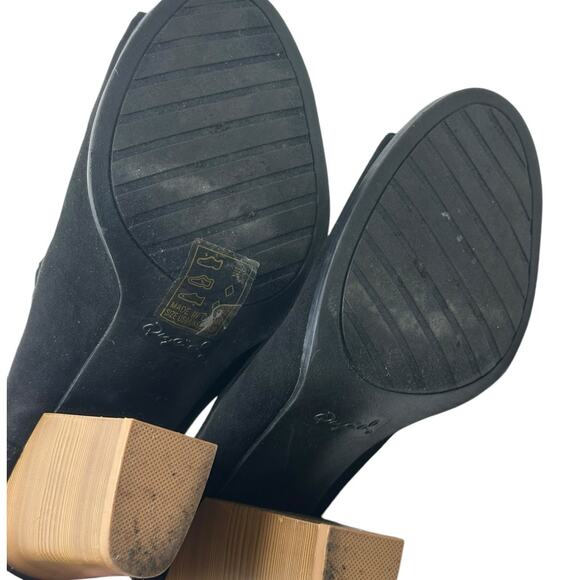 Qupid Black Faux Suede Peep Toe Buckle Strap Booties Block Heel size 8 - Picture 3 of 14